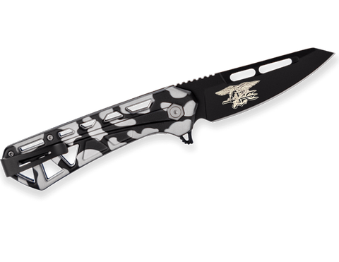 Trace Ops Camouflage Trident Knife